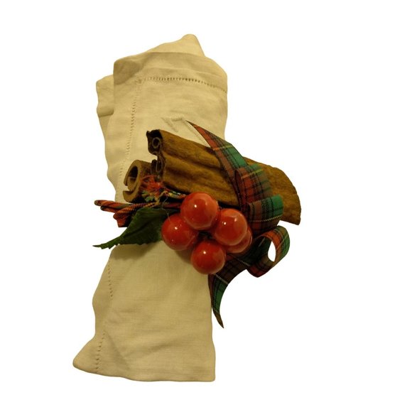 Reed Christmas Napkins Rings Red Plaid Ribbon Holly Berry Cinnamon Stick Lot 6 - Picture 6 of 7